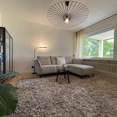 Апартаменты Grosszuegiges Wohnen Mit Seeblick In Zentrumsnaehe *